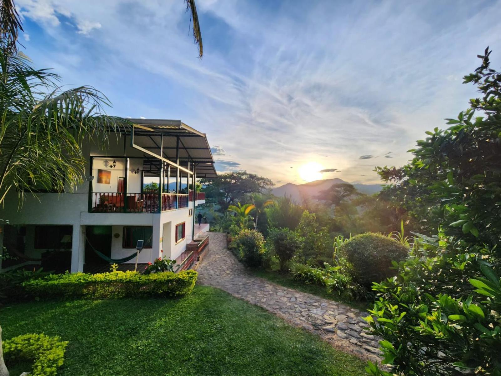 Ecohotel Monteverde Ла-Вега Экстерьер фото